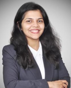 Female Dentist in Kalyani Nagar
