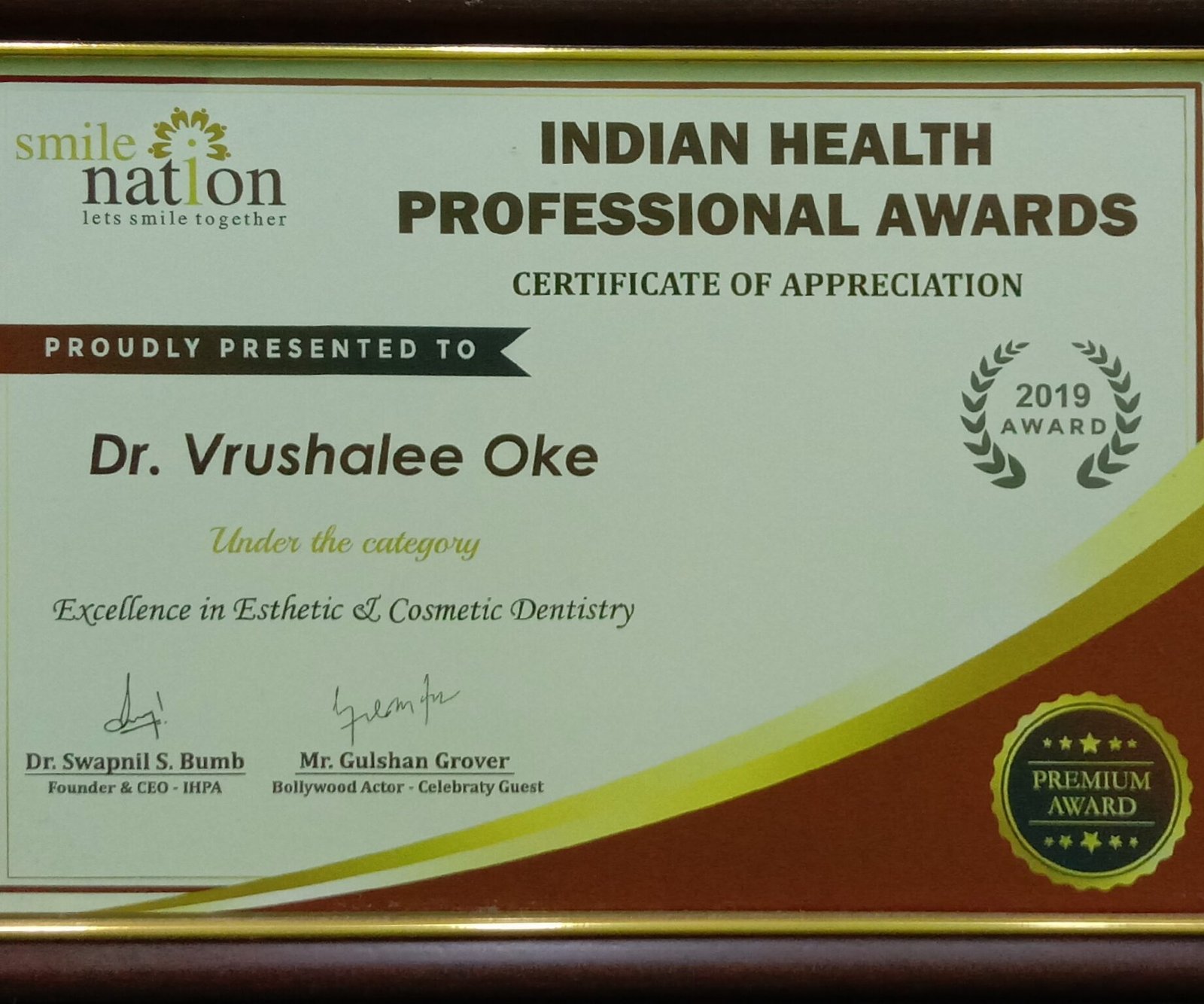 Dr Vrushalee Oke - Cosmetic Dentistry